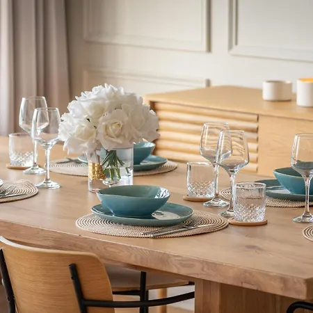 Apartament 2br Luxury Design With Sea Views From Every In *